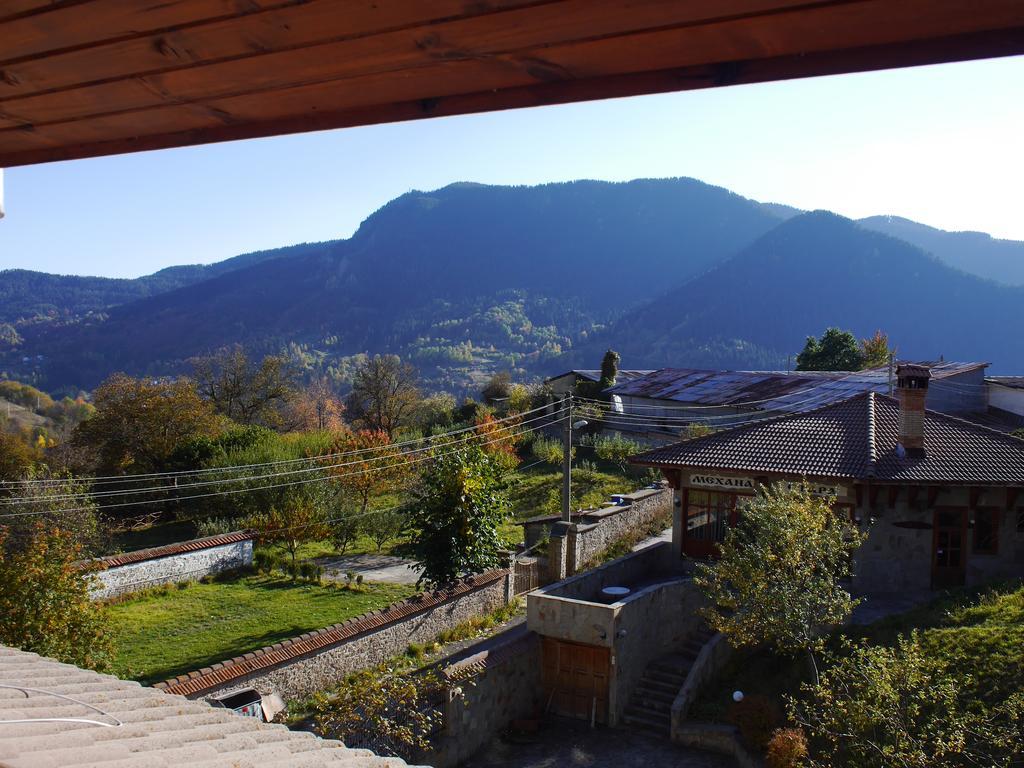 Family Hotel Silver Smolyan Exterior photo